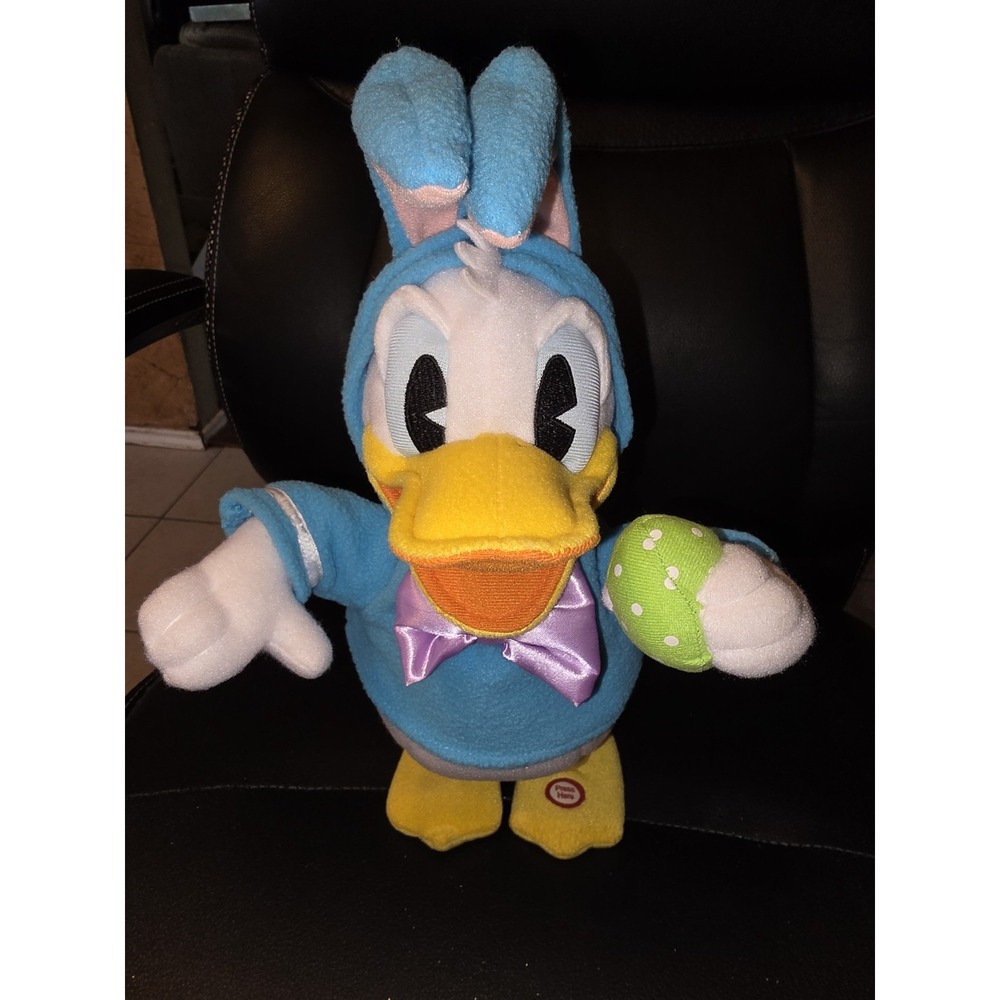 Hallmark Disney Donald Duck "Don't Pull My Ears!" Animated Easter Plush Works!